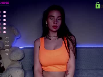 webcam girl fallen_angel_18 live cam image #4318873
