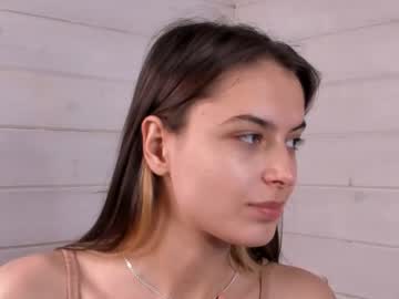 webcam girl twinkle_planet live cam image #2995716