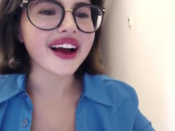 webcam girl playnofuckinggames live cam image #2667429