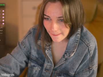 webcam girl mia_milagros live cam image #4349941