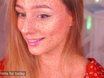 webcam girl artease live cam image #3382585