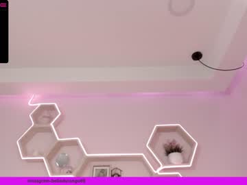 webcam girl bella_adams_ live cam image #1679249