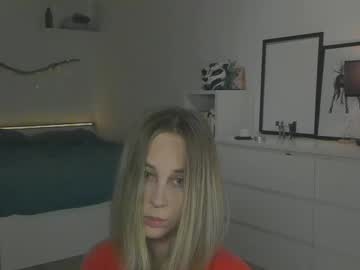 webcam girl brooxa live cam image #7102369