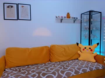 webcam girl amour_touch live cam image #3139142