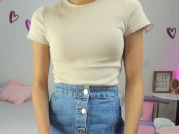webcam girl mila_1 live cam image #1194332