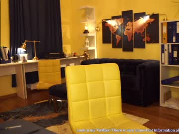 webcam girl xxx_downtown_xxx live cam image #633265