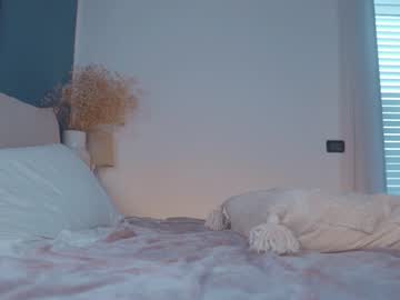 webcam girl ocicat live cam image #6966974