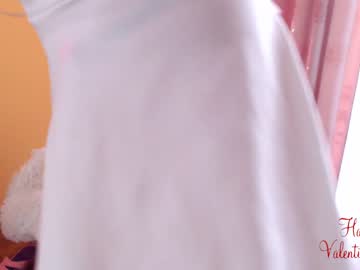 webcam girl clementine__ live cam image #3781025