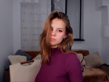 webcam girl _emilia_a live cam image #1027418