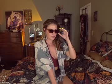 webcam girl audrey_ live cam image #2568087