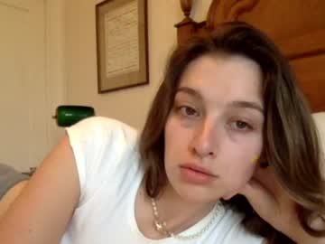 webcam girl scarlettebabygurl live cam image #4377790