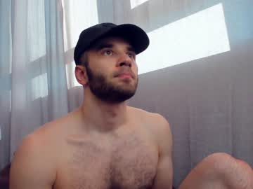 webcam man diegopowerful live cam image #1427123