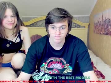 webcam couple karolina_coy live cam image #1880790