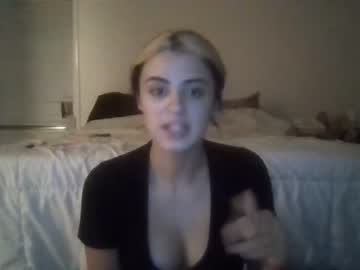webcam girl worshipglo live cam image #1612856