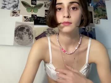 webcam girl crown_of_vice01 live cam image #3110614