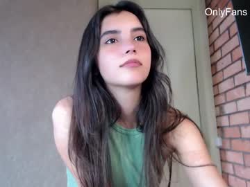 webcam girl nika_la_sun live cam image #4740268
