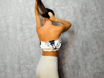 webcam girl amandamedrano live cam image #2844079