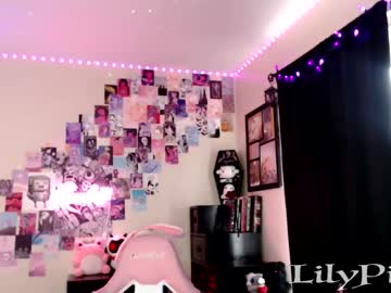 webcam girl lilypixel live cam image #4506922