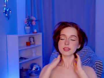 webcam girl silent_chill live cam image #2321038