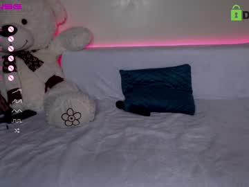 webcam girl fallen_angel_18 live cam image #4289746