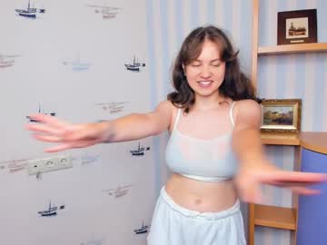 webcam girl your_friendd live cam image #5132228
