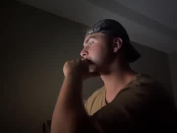 webcam man collegeguy120498 live cam image #2618634