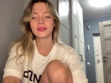 webcam girl angel_from_sky live cam image #4909412