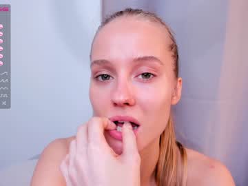 webcam girl tinaaarpp live cam image #3287342