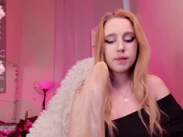 webcam girl monro_merlin live cam image #3780709