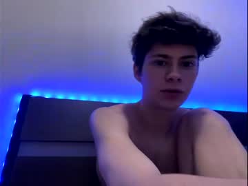 webcam man your_cute_friend live cam image #1035523