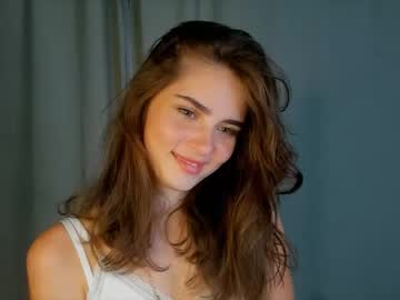 webcam girl scarletmore live cam image #5236658