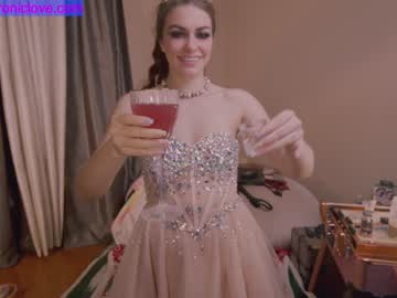 webcam girl chroniclove live cam image #3233568