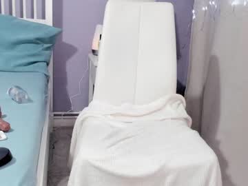 webcam girl sweetgirlandbigcock live cam image #705119