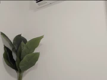 webcam girl lilbeccaxo live cam image #2581700