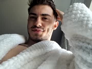 webcam man wilsonjules live cam image #5117028