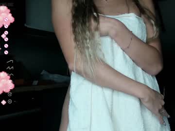 webcam girl mxxnsxsul live cam image #2694986
