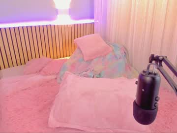 webcam girl little_effy18 live cam image #5732165