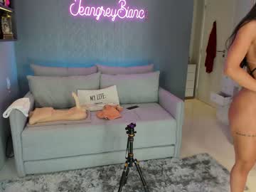 webcam girl jeangreybianca live cam image #5954612