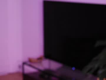 webcam girl strawberryjamx live cam image #3226701
