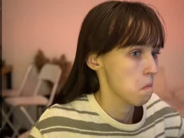 webcam girl diruriru live cam image #6822085