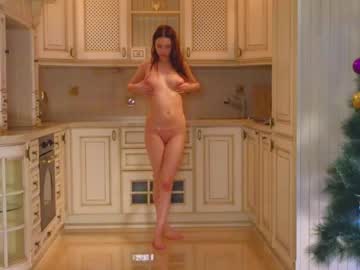 webcam girl shirleywhitney live cam image #6047329