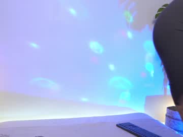 webcam girl emese_ live cam image #1612491