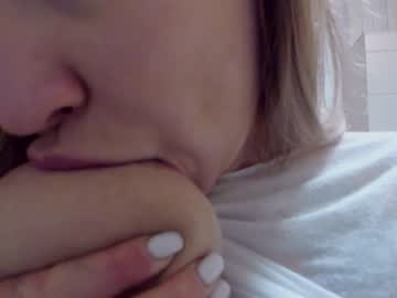 webcam girl aminaswan_ live cam image #1935533