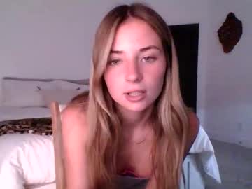 webcam girl sophiesweetss live cam image #7009673