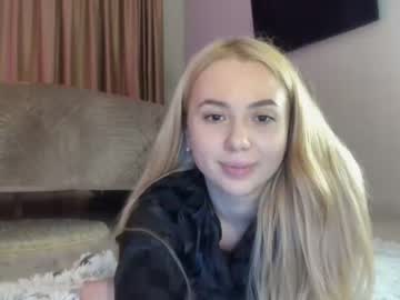 webcam girl meryfoxxx live cam image #4064252
