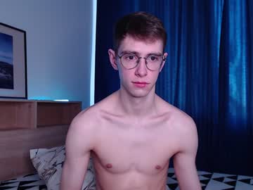 webcam man alfie_evanss live cam image #4667887