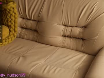 webcam girl bettyhudson live cam image #1134603