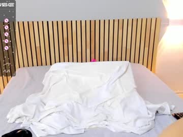 webcam girl little_effy18 live cam image #3504725