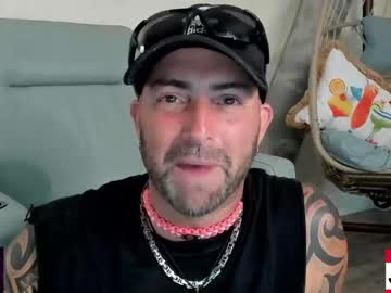 webcam man whaaaaaaaat live cam image #2932463
