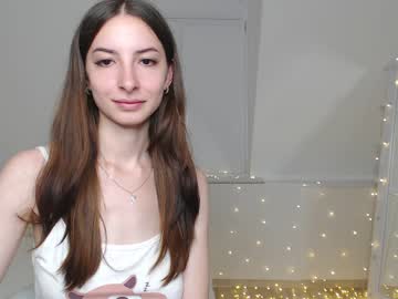webcam girl shy_cut1e live cam image #4996168